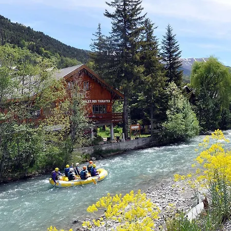 Des Touristes Hotel