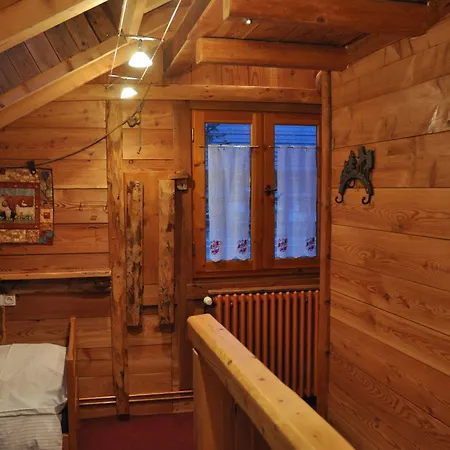 Des Touristes Hotel